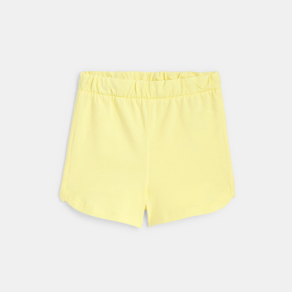 قميص داخلي مرسوم عليه أنانس وياقة مطاطية وشورت أصفر للطفلة الرضيعة